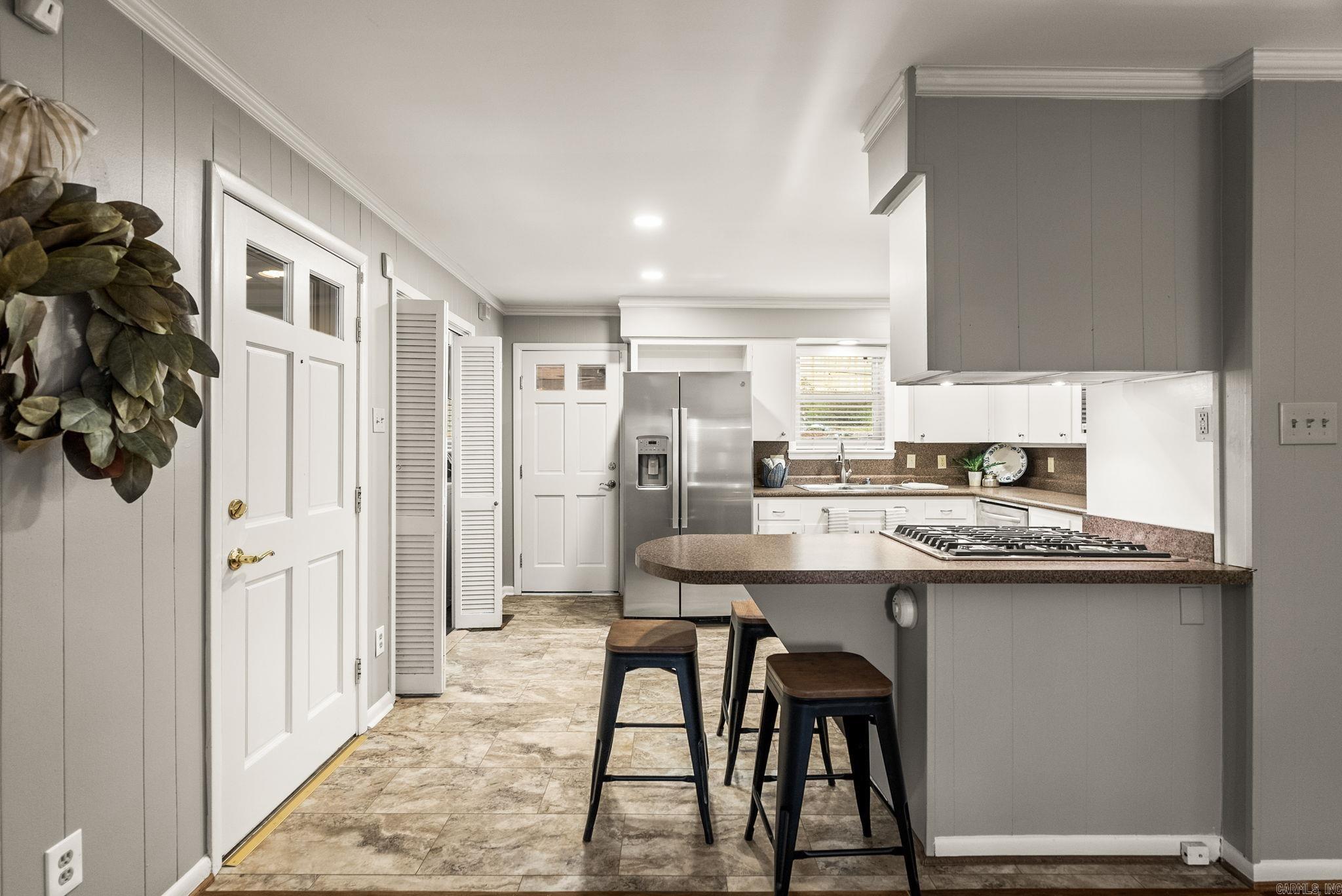 WILTON HGTS - Residential