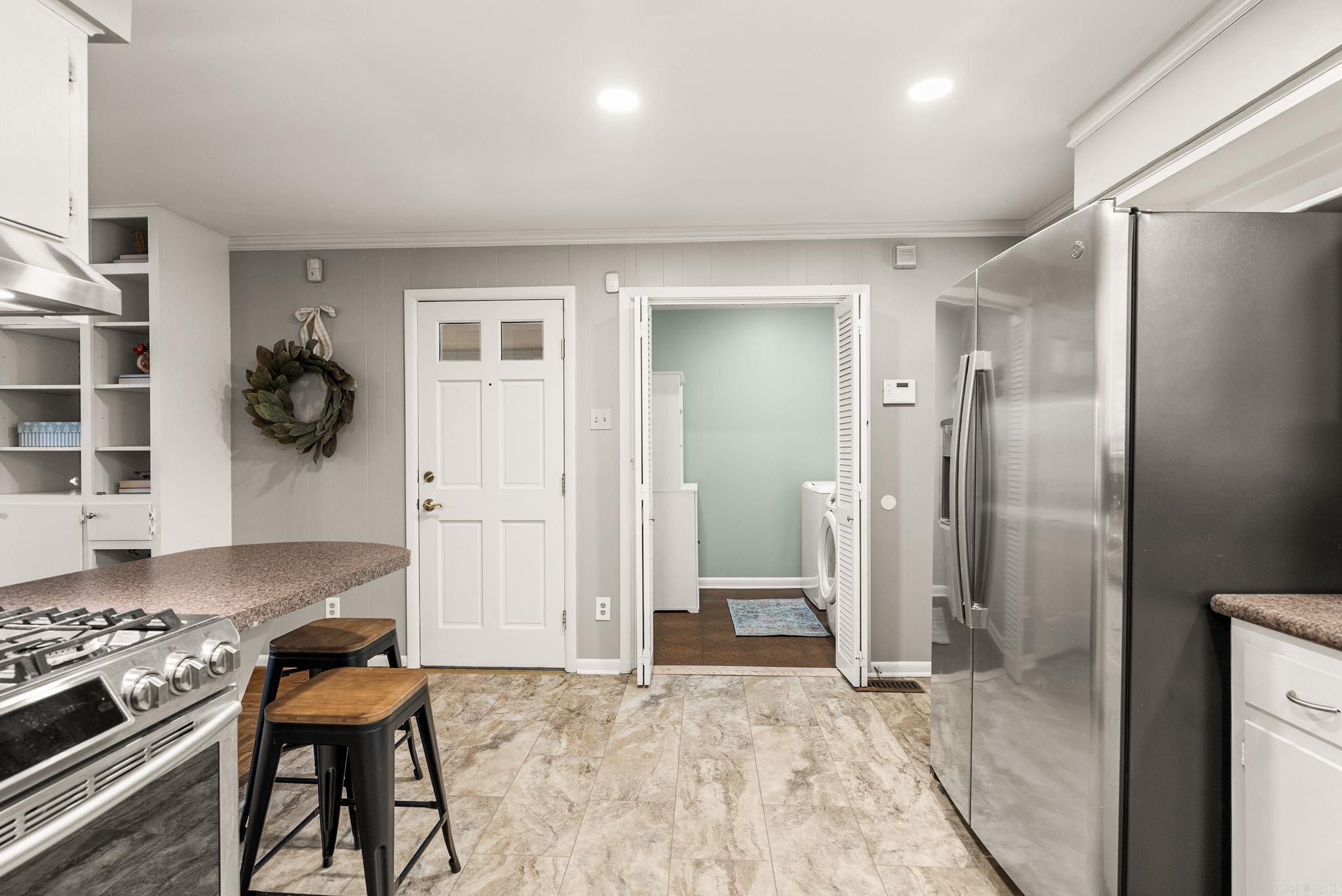 WILTON HGTS - Residential