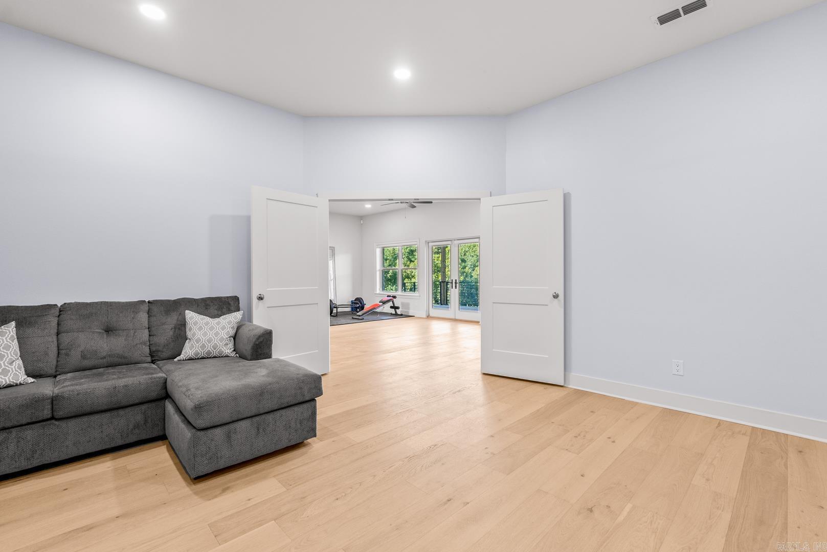 CHENAL VALLEY "FALSTONE COURT" - Residential