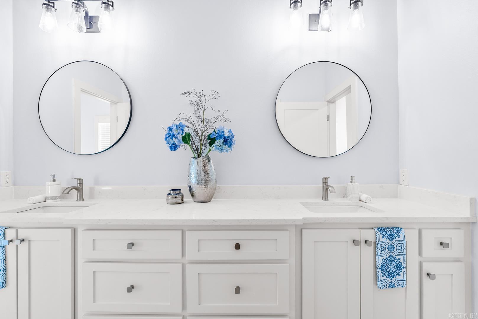 CHENAL VALLEY "FALSTONE COURT" - Residential