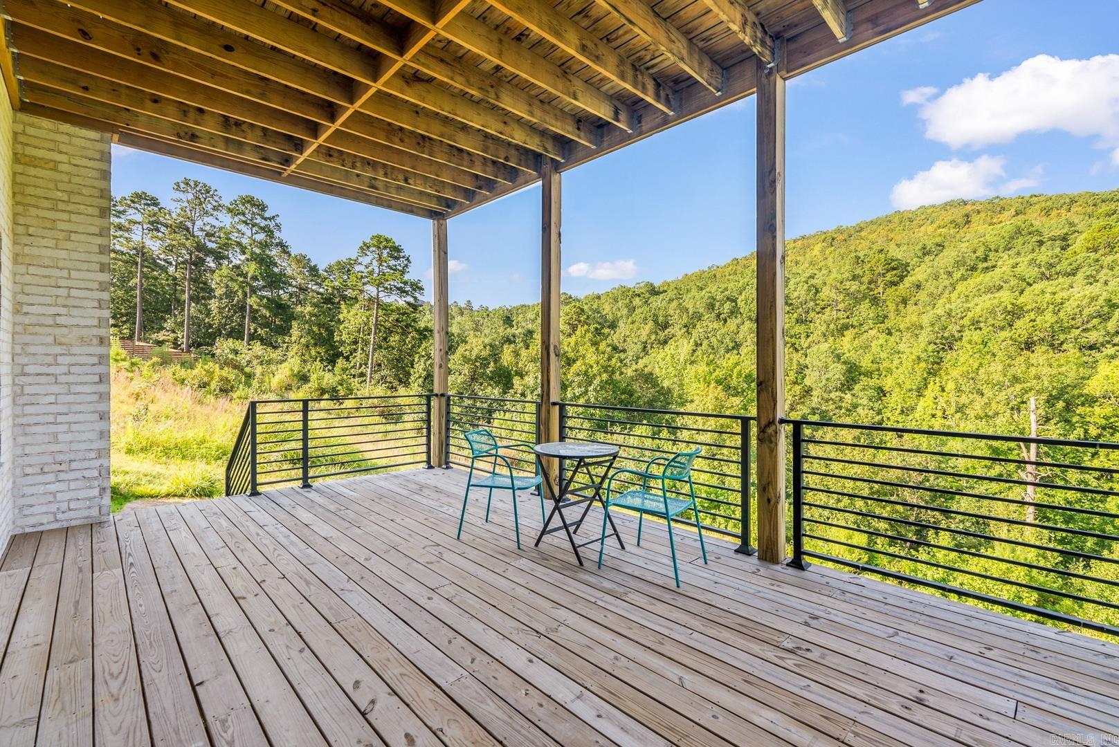 CHENAL VALLEY "FALSTONE COURT" - Residential