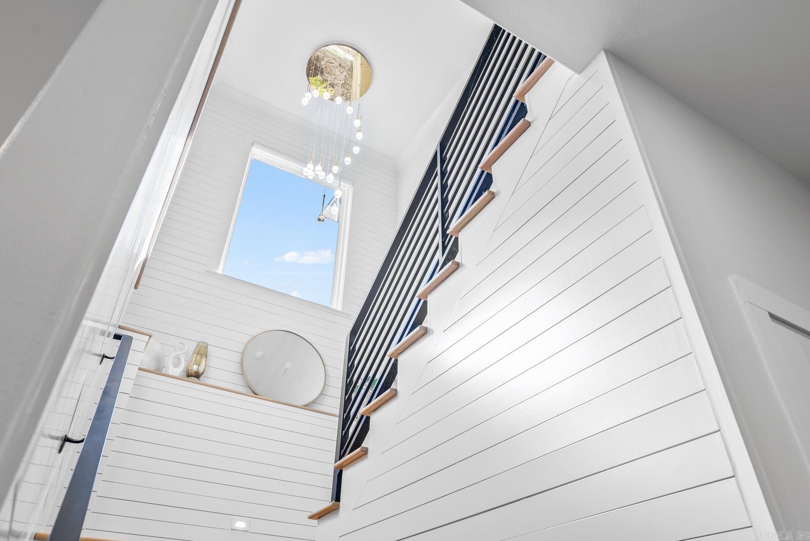 CHENAL VALLEY "FALSTONE COURT" - Residential