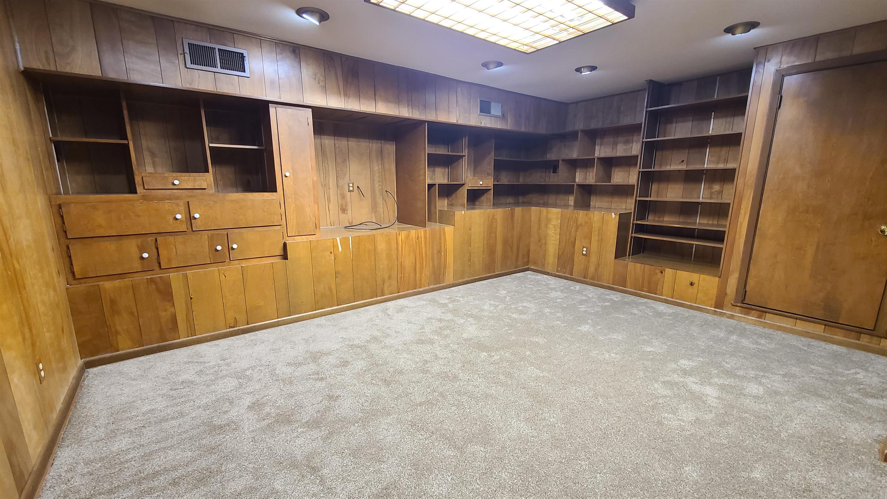 Shannon Hills - Residential Lease