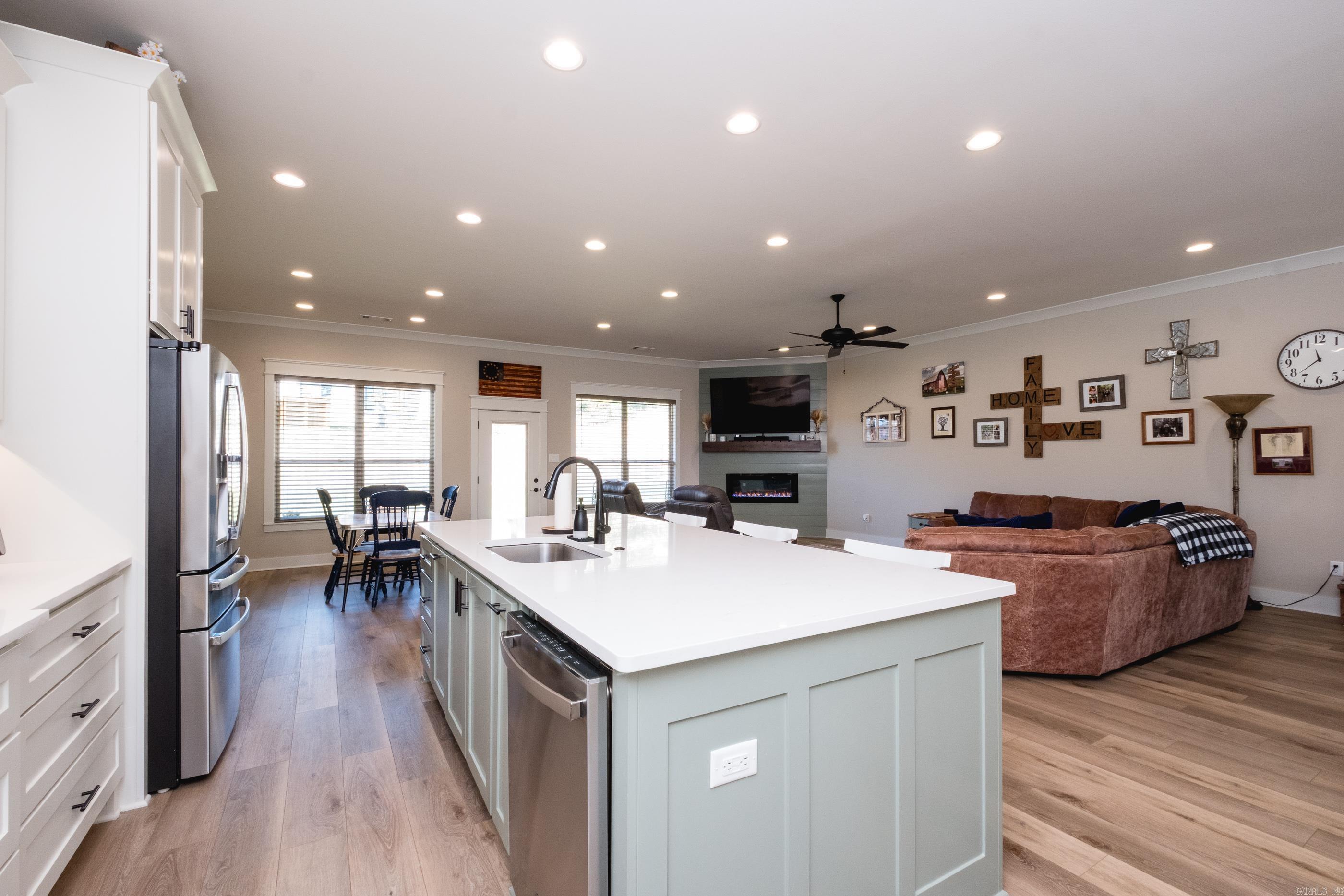 MILLERS GLENN - Residential