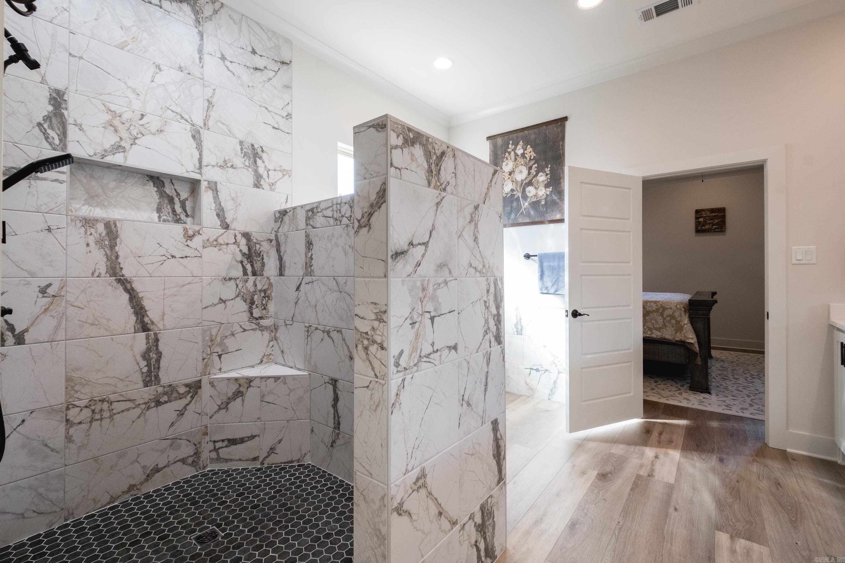 MILLERS GLENN - Residential
