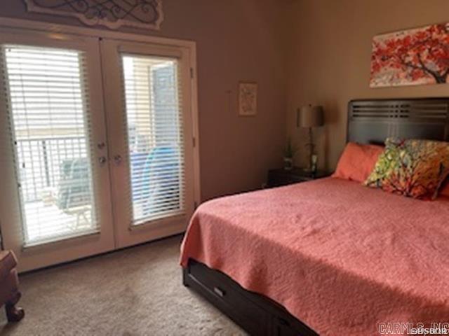 Lakeshore Oaks - Residential