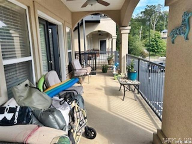 Lakeshore Oaks - Residential