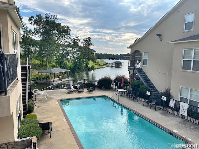 Lakeshore Oaks - Residential