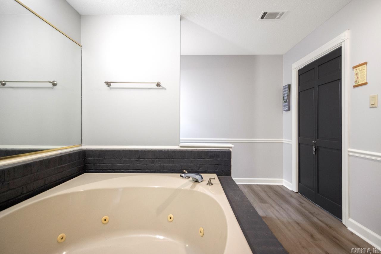 OTTER CREEK COMMUNITY - Residential