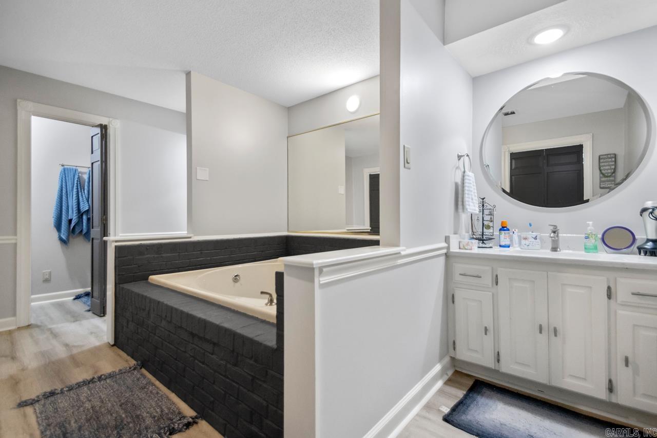 OTTER CREEK COMMUNITY - Residential