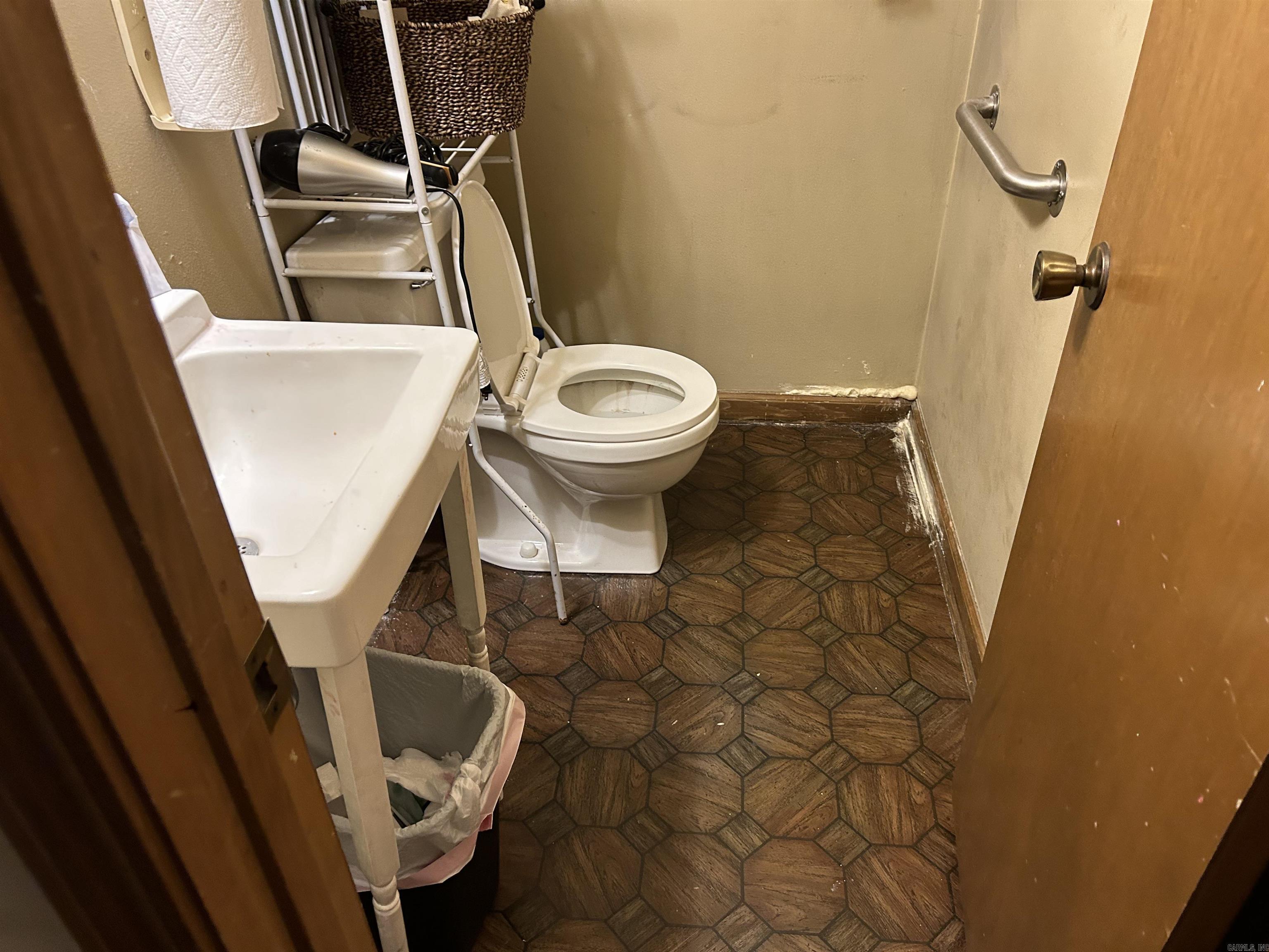 Boroughs - Commercial Sale