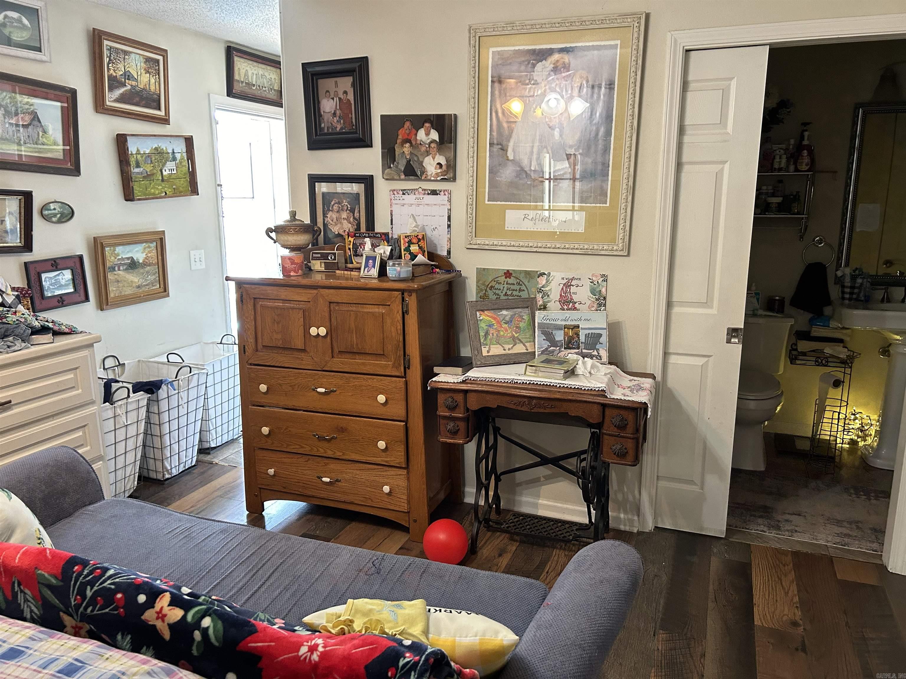 Boroughs - Commercial Sale