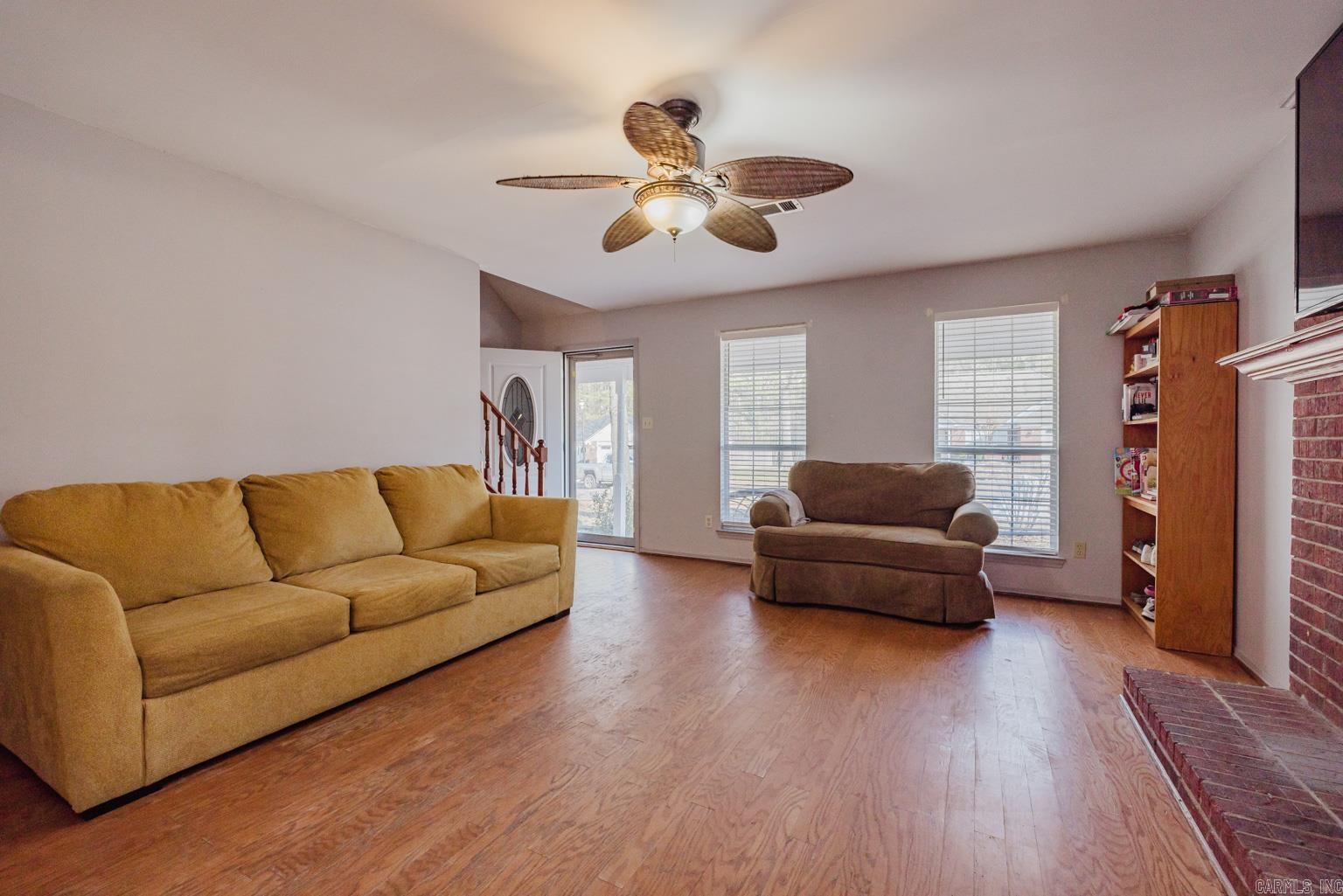 IMAGE OAKS - Residential