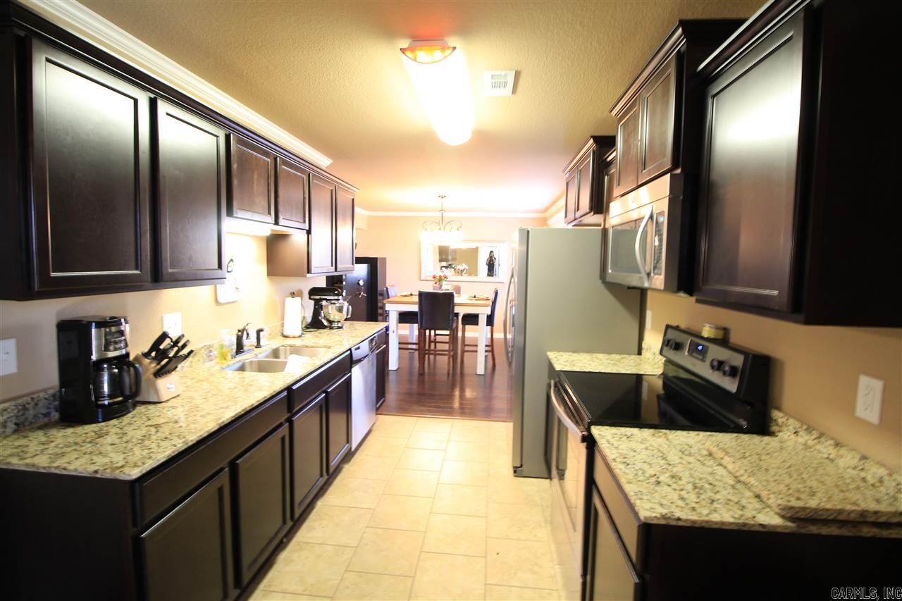 EMERALD MOUNTAIN - Residential