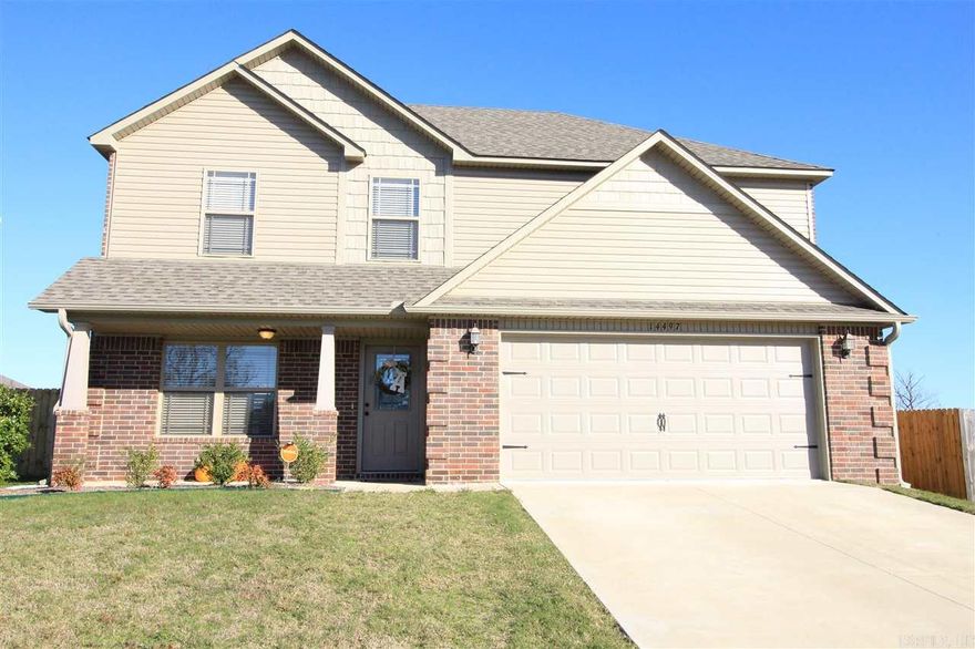 Main level large Living Space, Formal Dining w/ 'Handscrap Hardwood Flooring, Galley Kitchen with 'Granite Countertops, Oil Bronzed Plumbing & Hardware Fixtures, 3 Side Brick, Front Gutters, Alarm System, Crown Molding & Window Cap Package, Family Bonus Room and Spacious Yard.