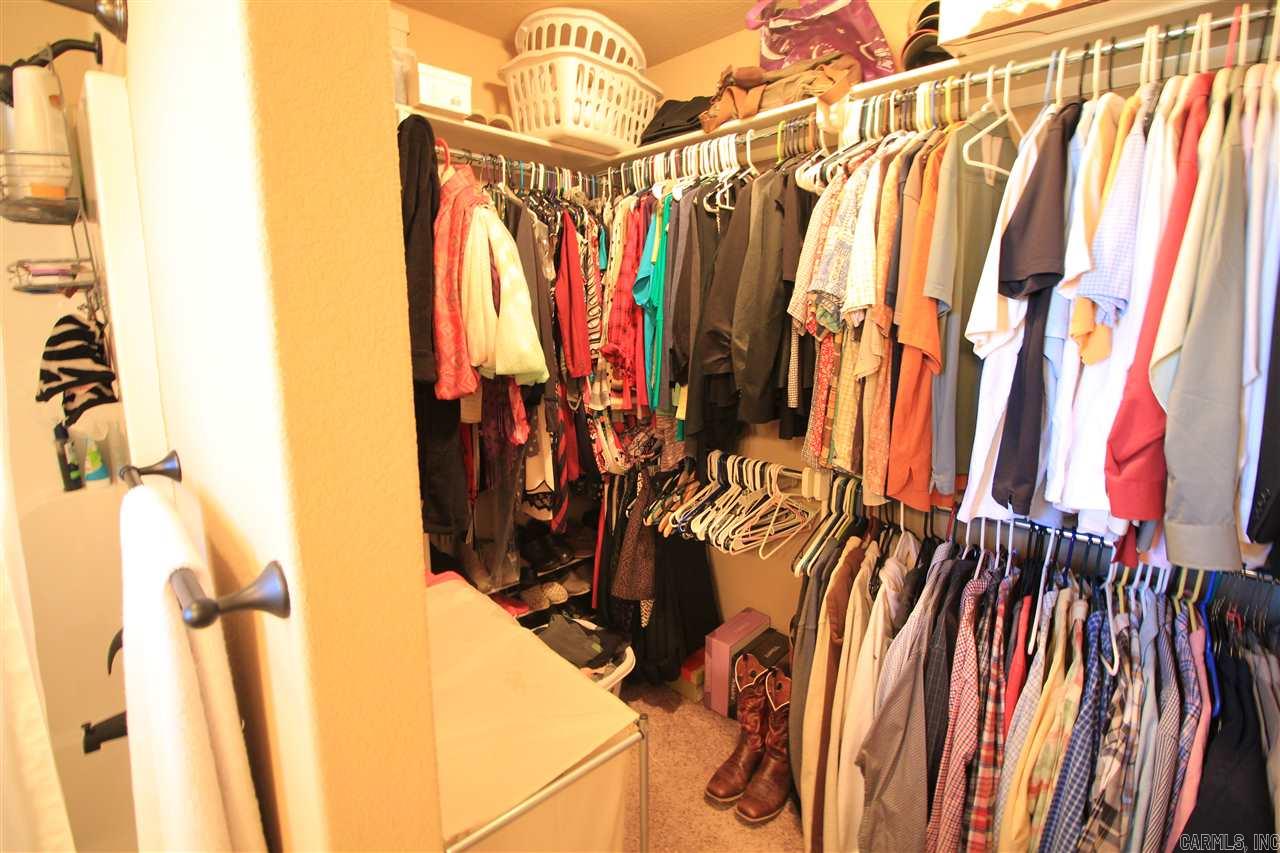 EMERALD MOUNTAIN - Residential