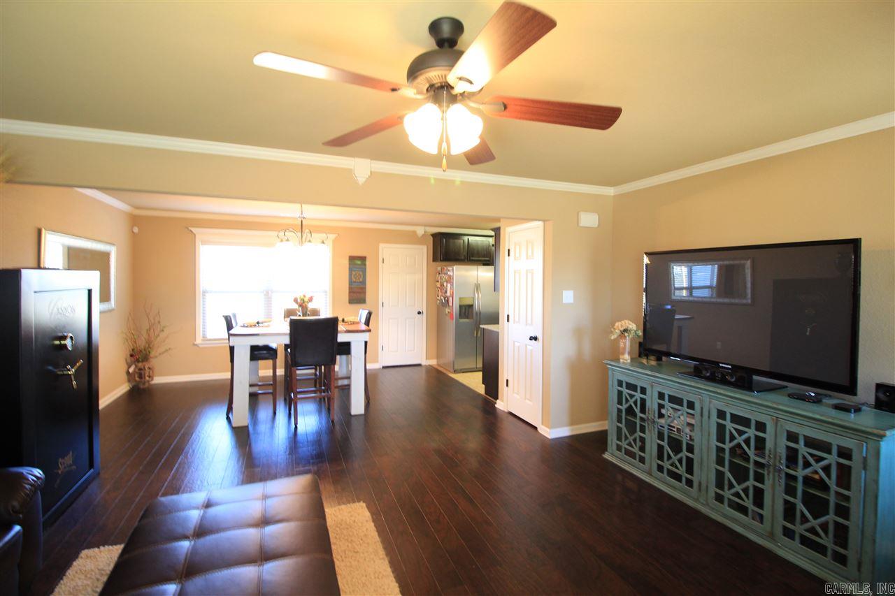 EMERALD MOUNTAIN - Residential