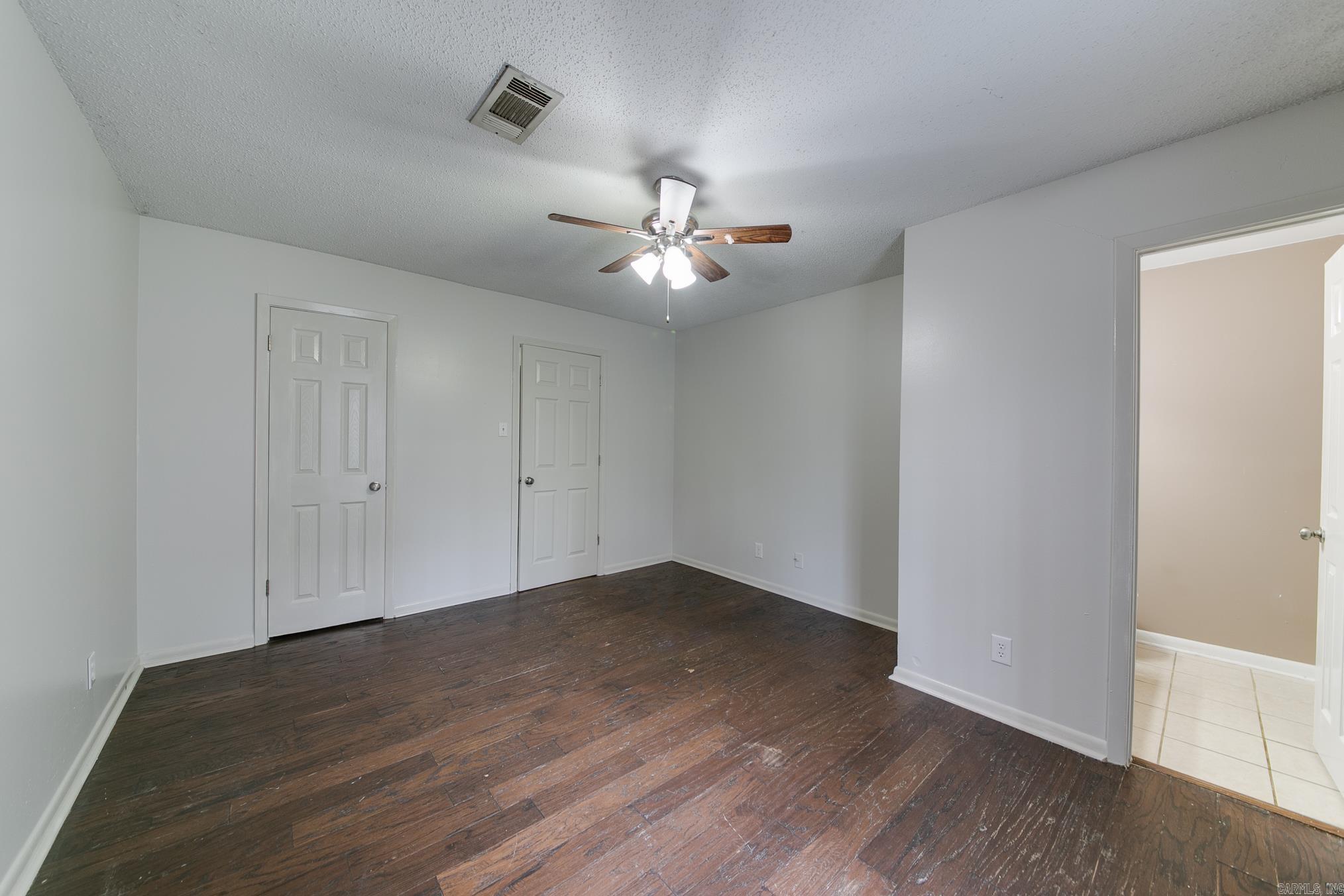 Shady Oaks - Residential Lease