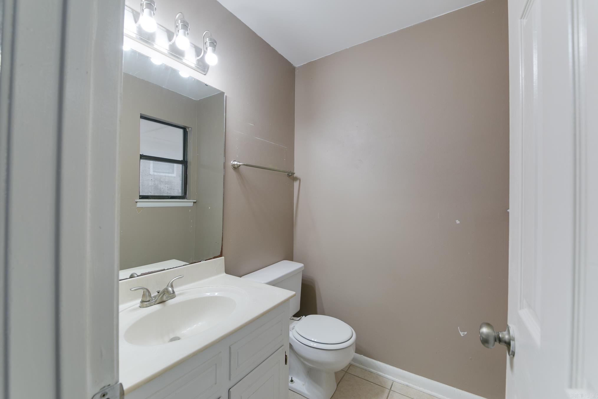 Shady Oaks - Residential Lease