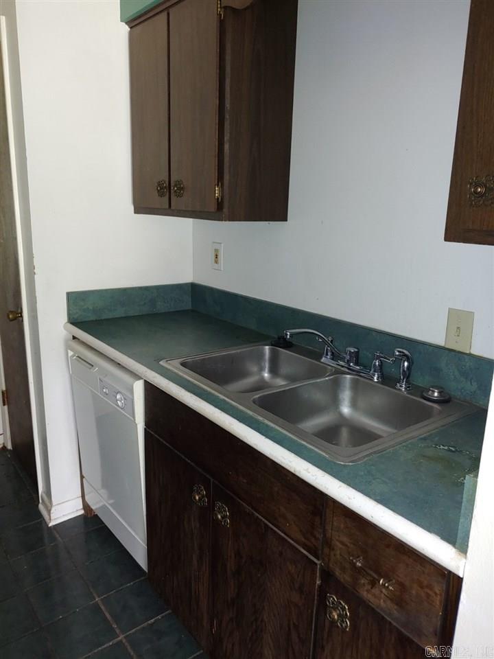 Mann Terrace - Residential Lease