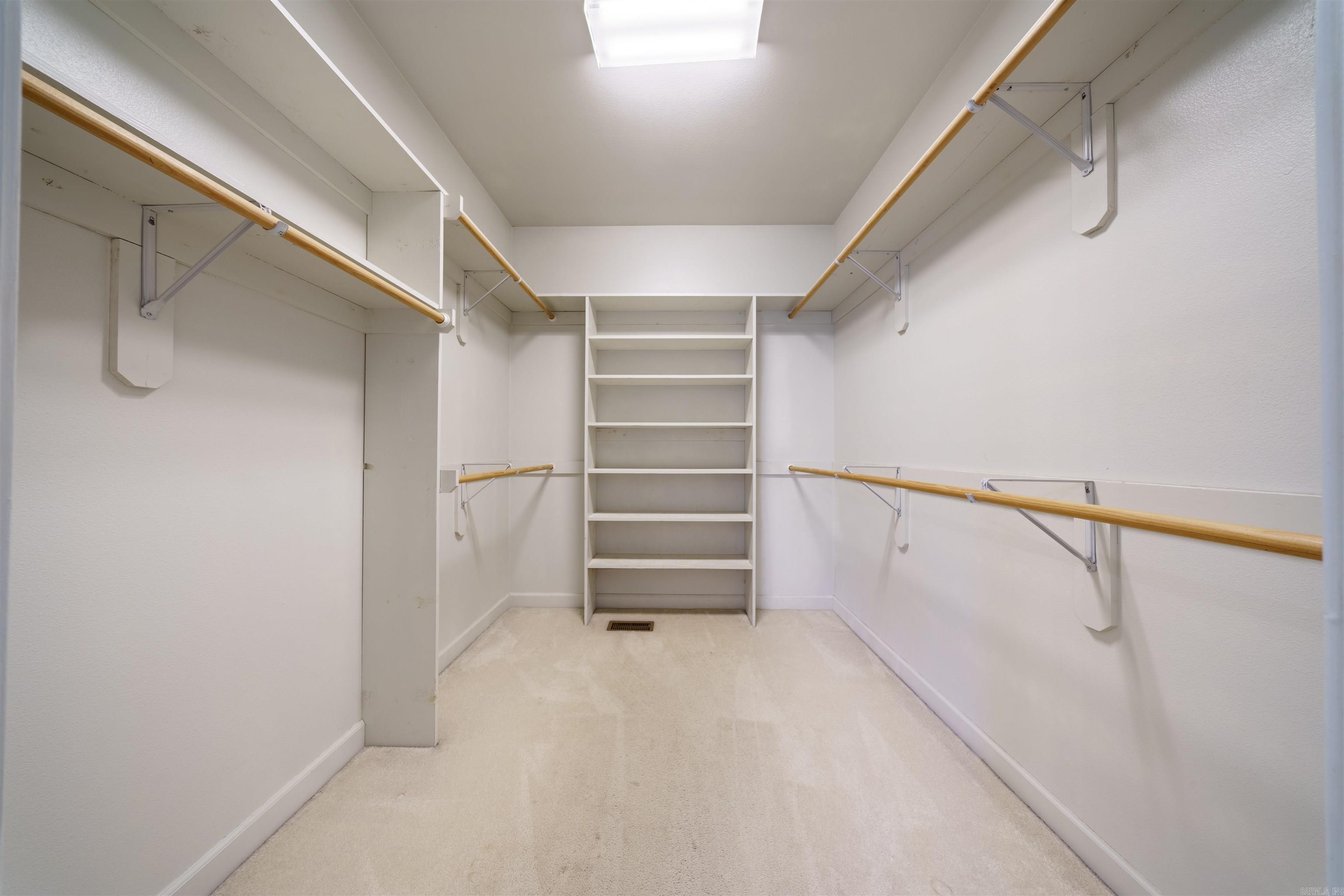 WOLFORD - Residential