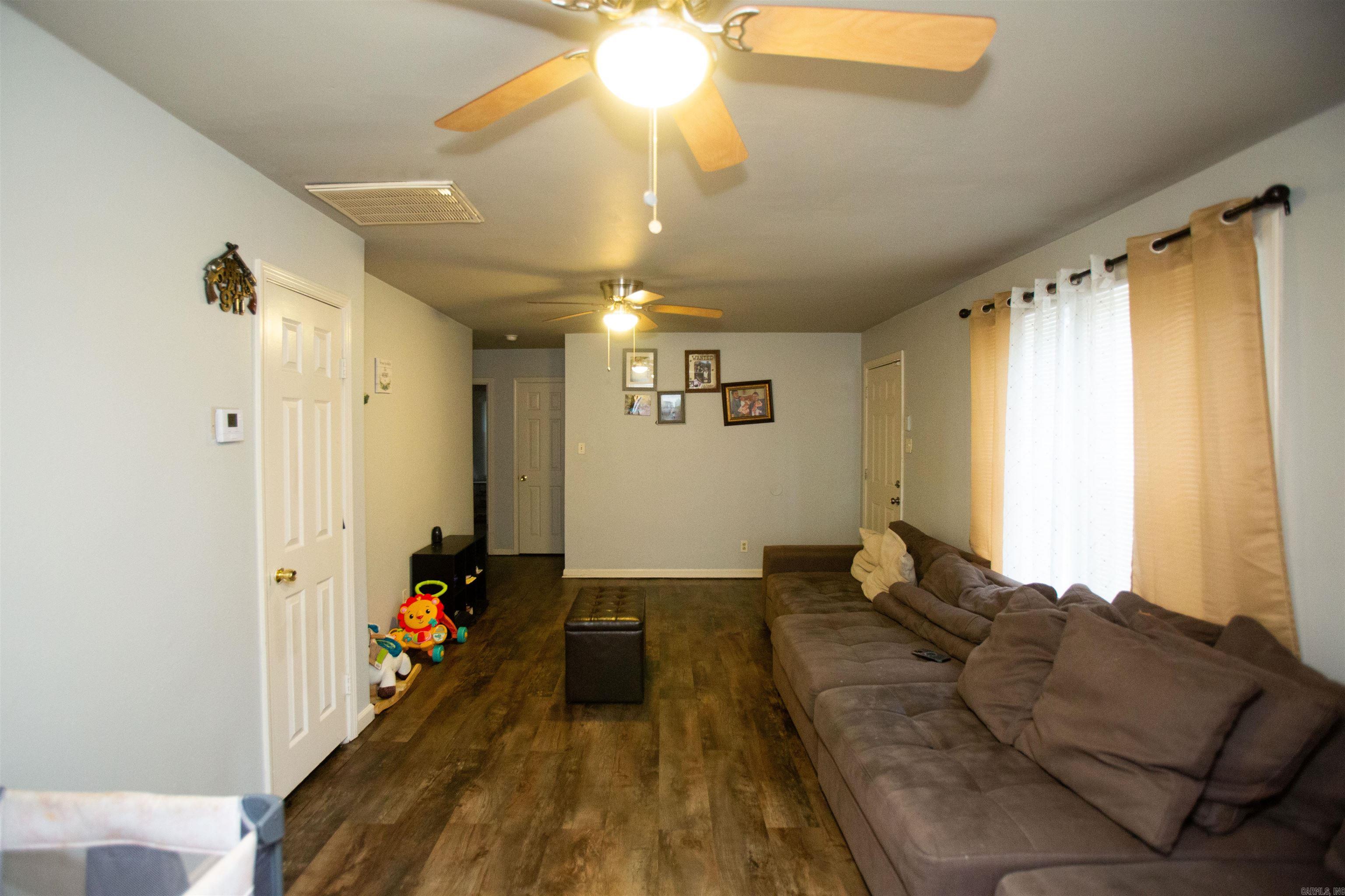 PINE FOREST - Residential