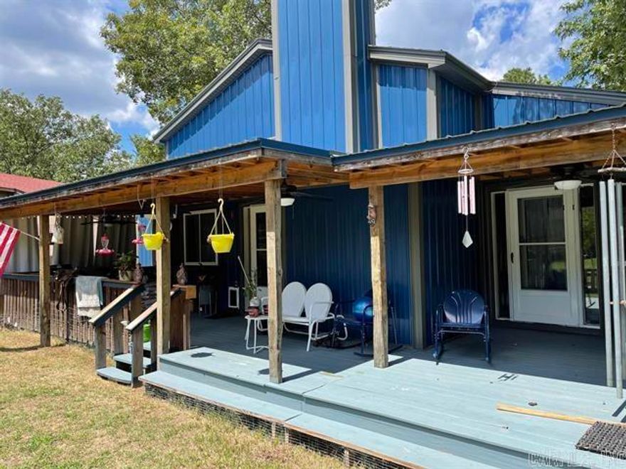 The hidden treasure of your dreams - a home that nestles amidst the serenity of a peaceful neighborhood, yet offers the convenience of easy access to all the amenities you need. The warm embrace of an open layout welcomes you, inviting you to revel in the joys of togetherness with your loved ones. The fully equipped kitchen beckons the master chef in you to conjure up delectable delights. The living room, suffused with natural light, bestows upon you the gift of relaxation, with a cozy pellet stove fireplace to keep you warm on chilly evenings. This haven of tranquility encompasses two spacious bedrooms and two bathrooms, ideal for your family or for hosting guests. With three parking spaces at your disposal and the convenience of a washer and dryer, your daily needs are effortlessly met. Explore the wonders of the Fairfield Bay Marina, three swimming pools, enjoy bowling, the walking trails, ATV-UTV trails, or the two golf courses.