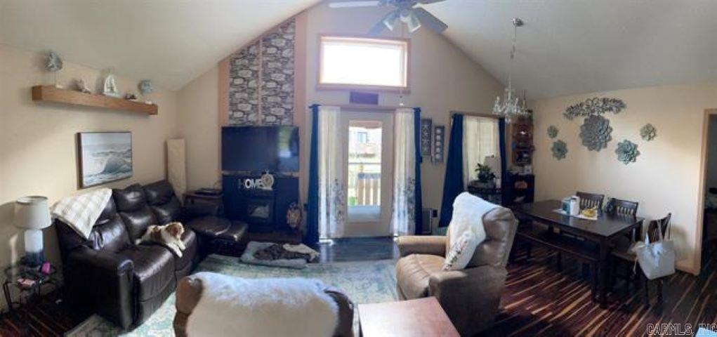 SHADOW RIDGE VILLAS - Residential