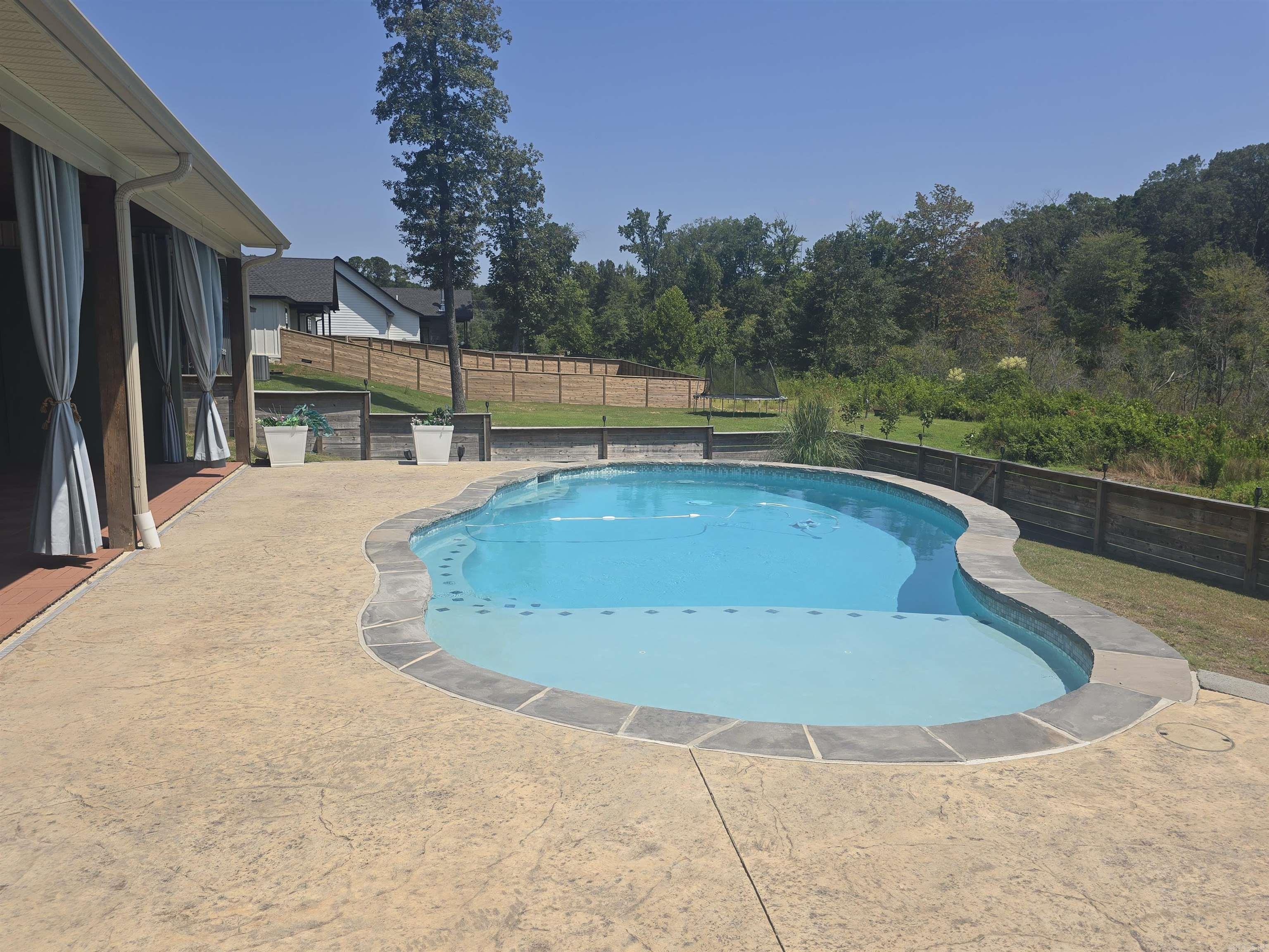 THE WATERS ON TIMBERLAKE - Residential