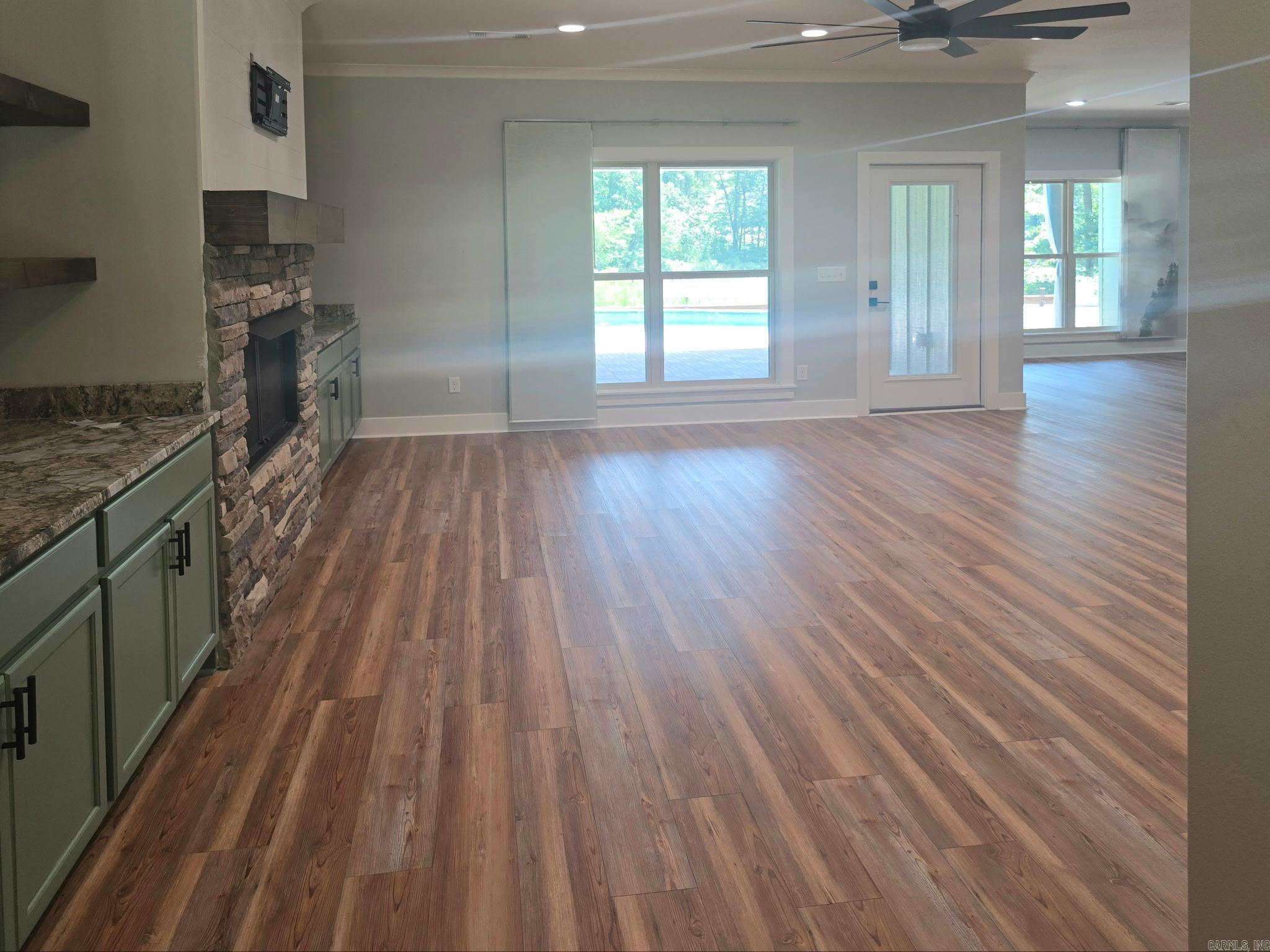THE WATERS ON TIMBERLAKE - Residential