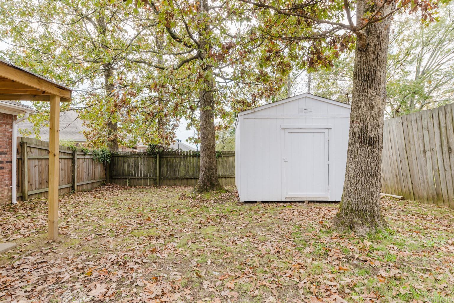 NORTHRIDGE - Residential