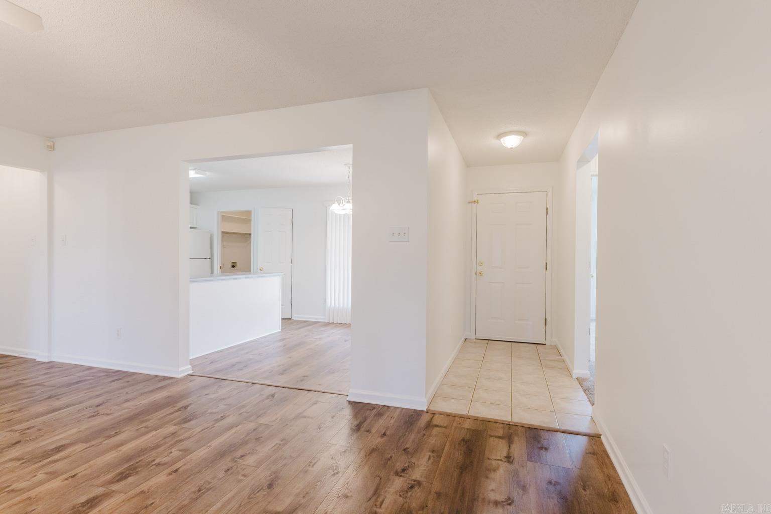 NORTHRIDGE - Residential