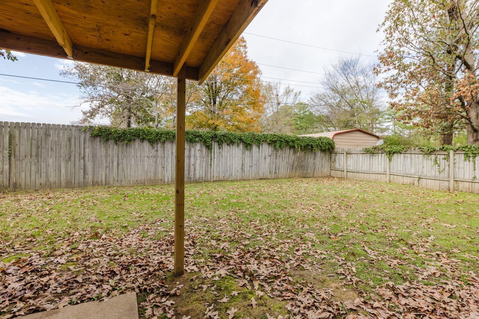 NORTHRIDGE - Residential