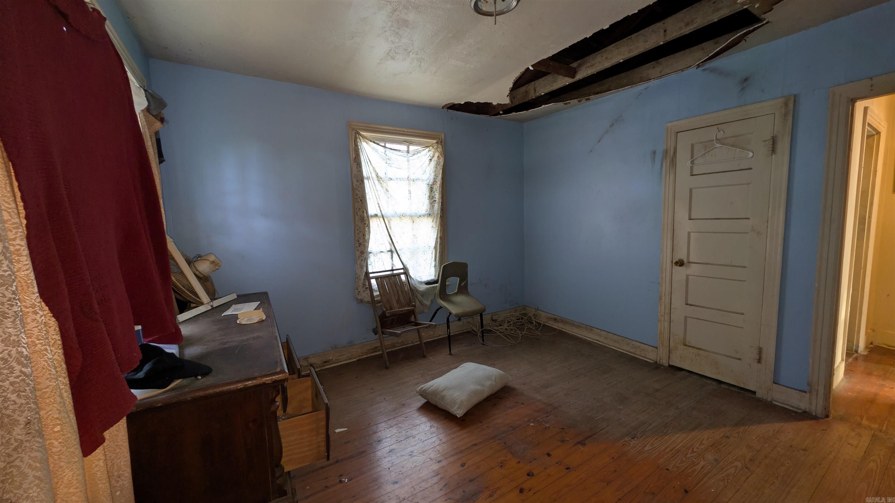 KAHN & HOLDERS ADDN - Residential