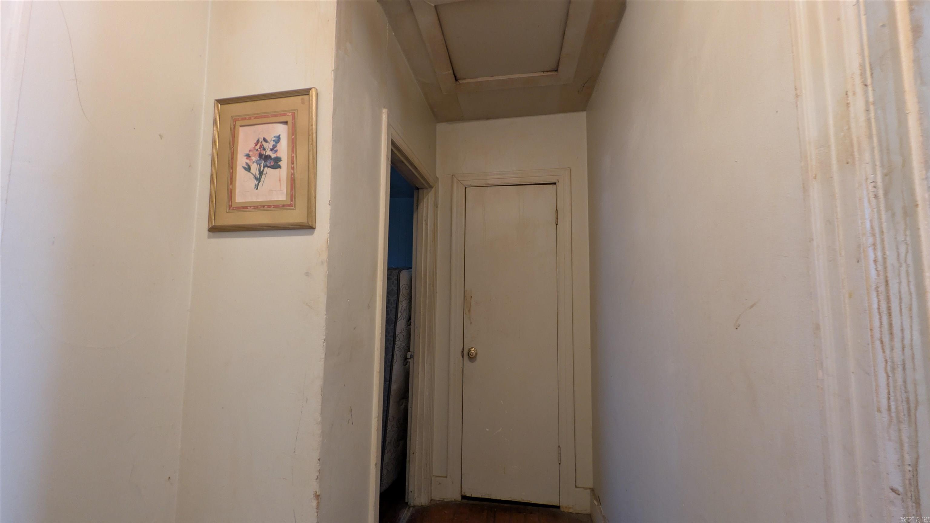 KAHN & HOLDERS ADDN - Residential