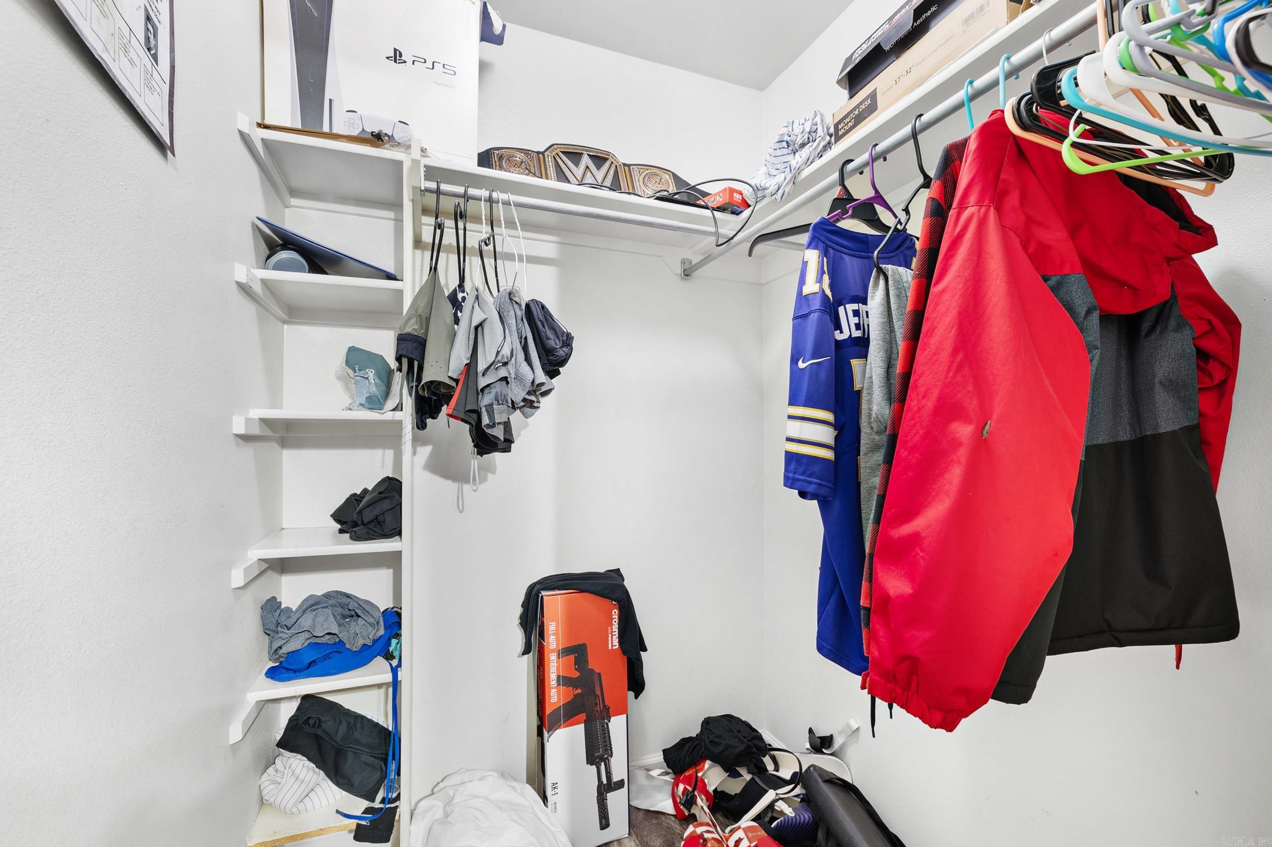 WESTERN HILLS - Residential