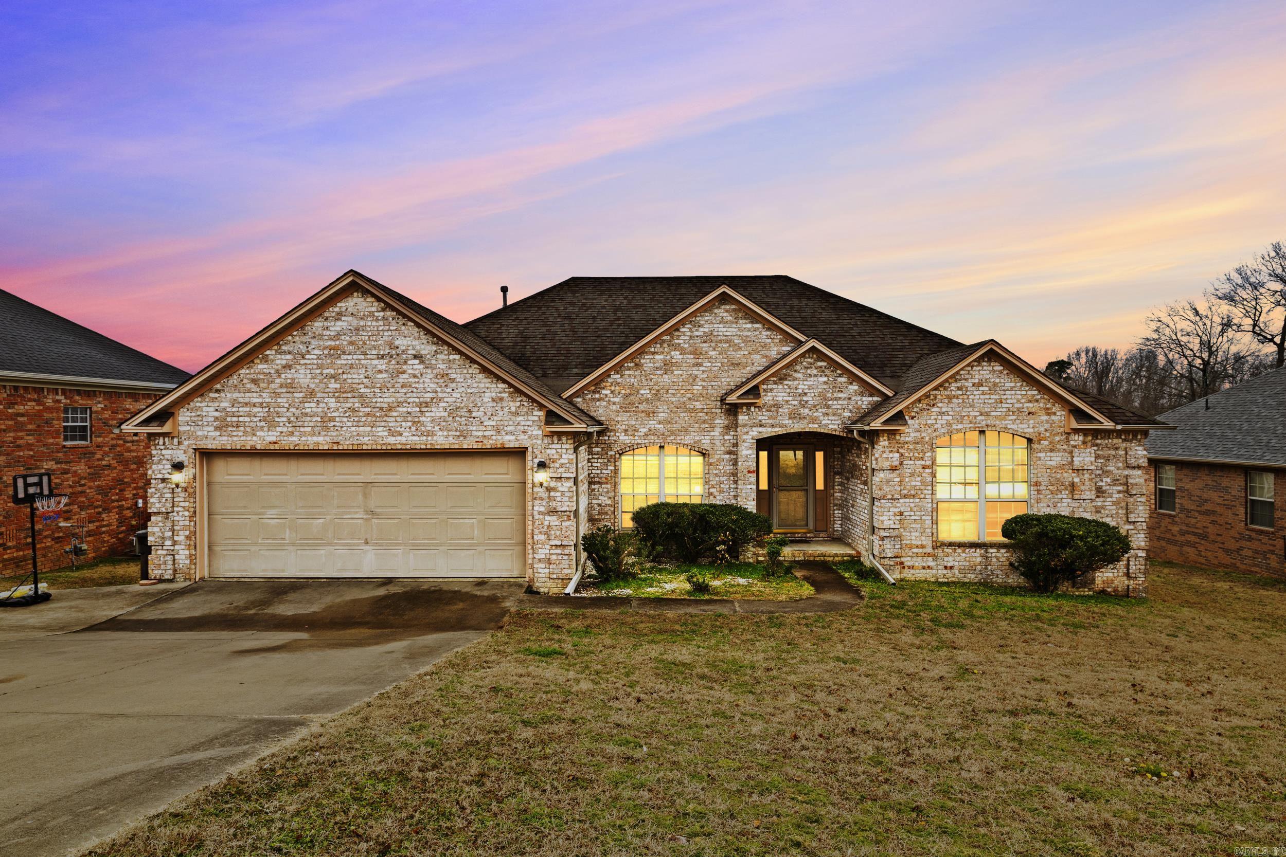 WESTERN HILLS - Residential