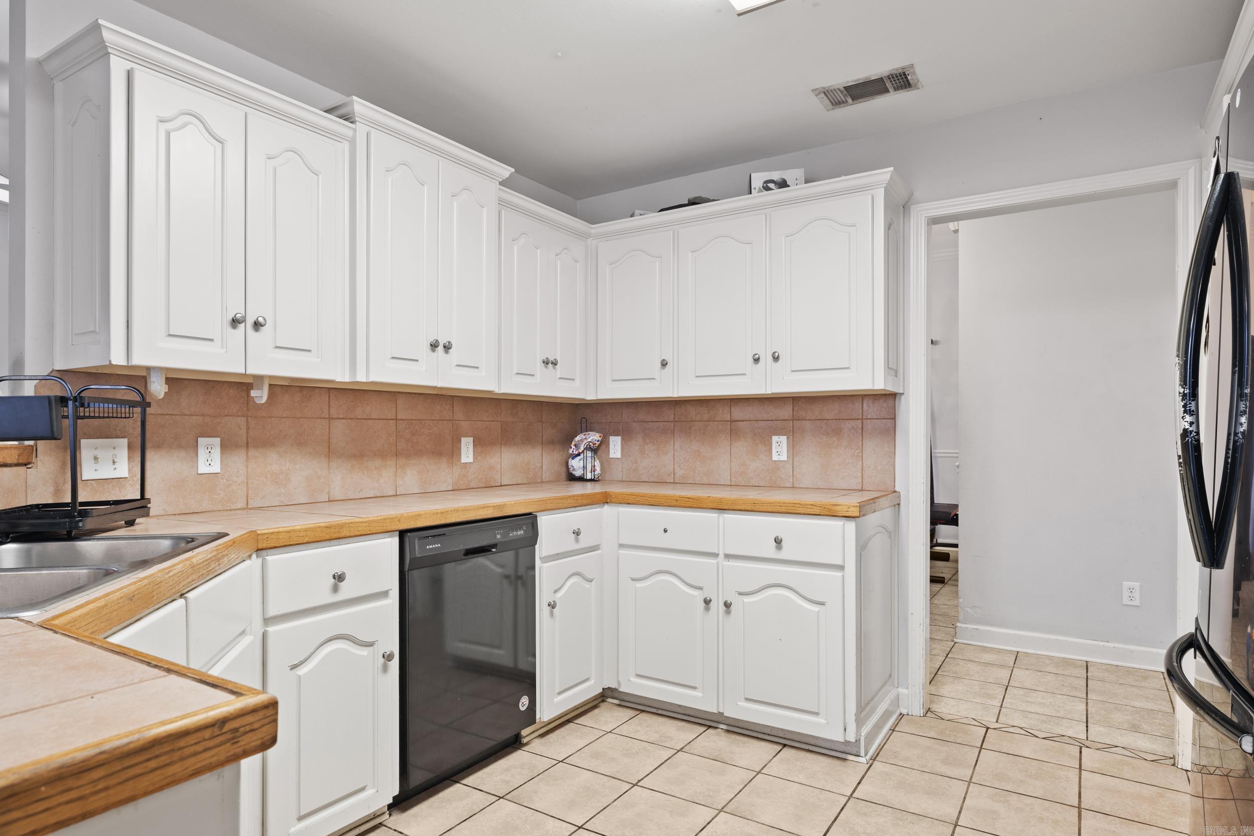 WESTERN HILLS - Residential