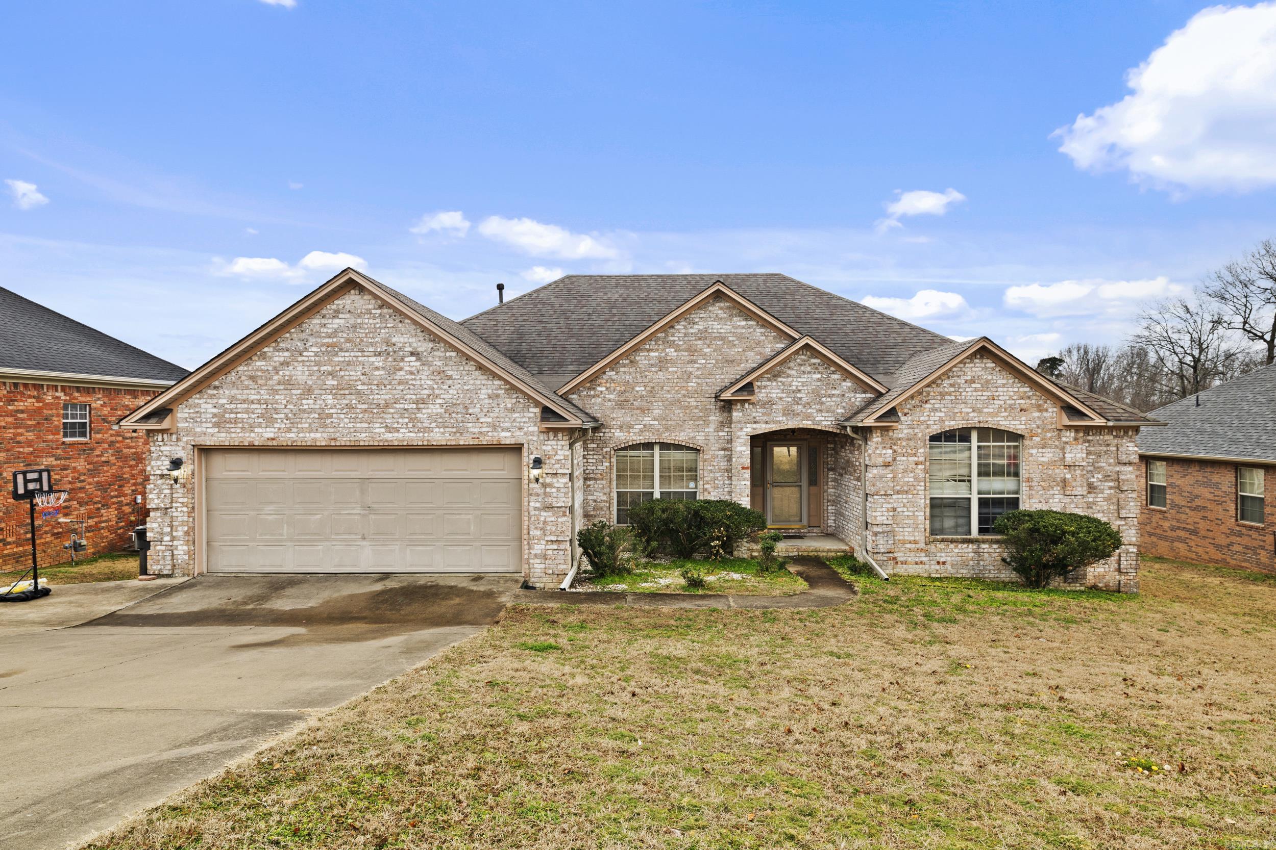 WESTERN HILLS - Residential