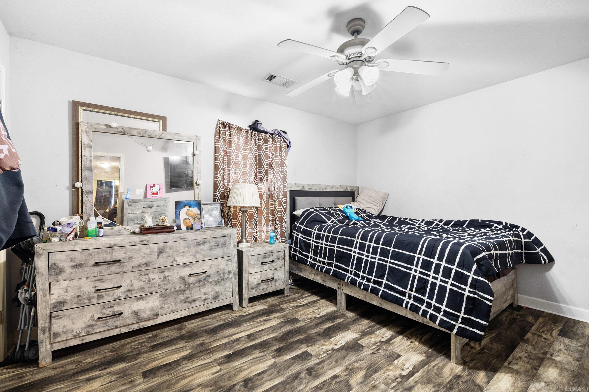 WESTERN HILLS - Residential