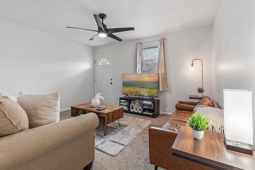 Beautiful 3 bedroom 2 bathroom home with a 50” Smart TV in the living room, smart TVs in each bedroom as well as free Wi-fi and a fully fenced backyard!