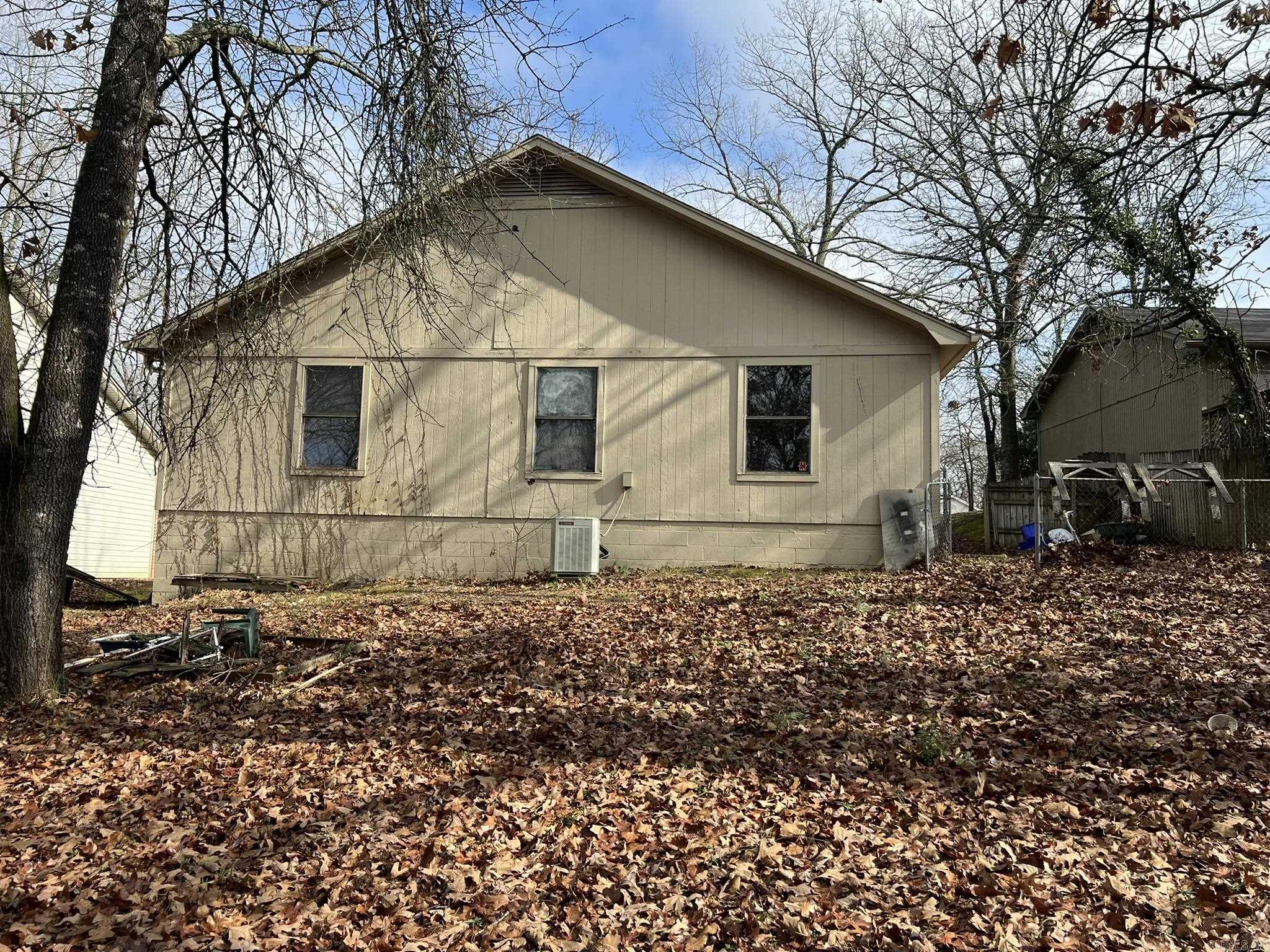 ROLLING OAKS - Residential