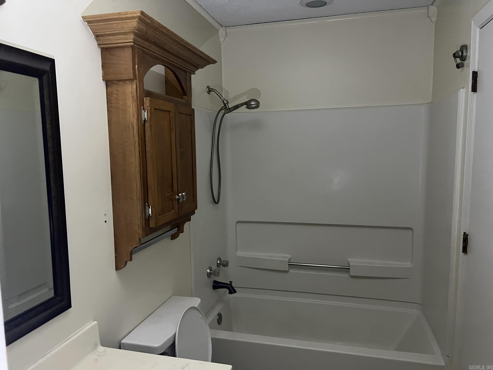 ROLLING OAKS - Residential