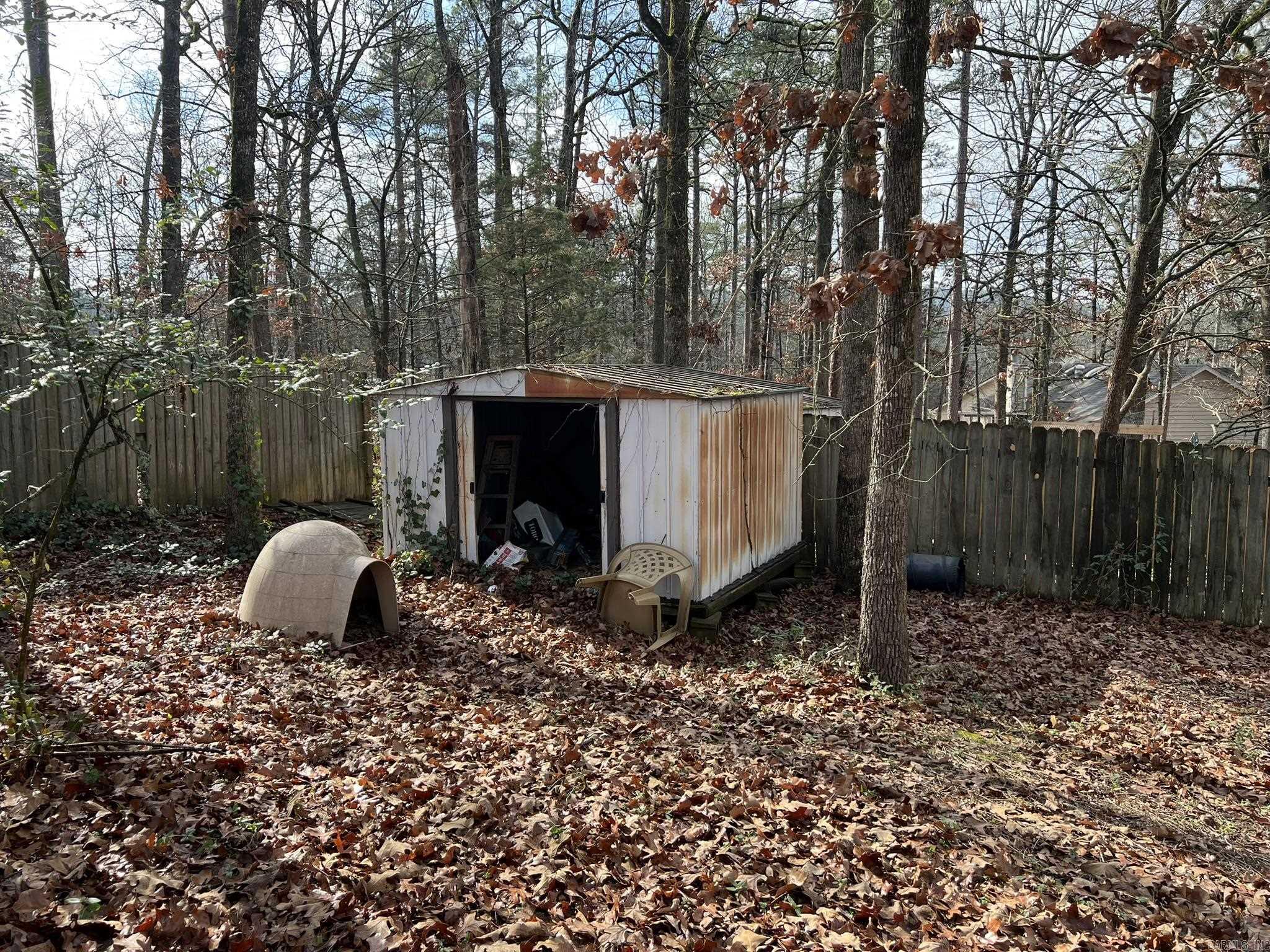 ROLLING OAKS - Residential