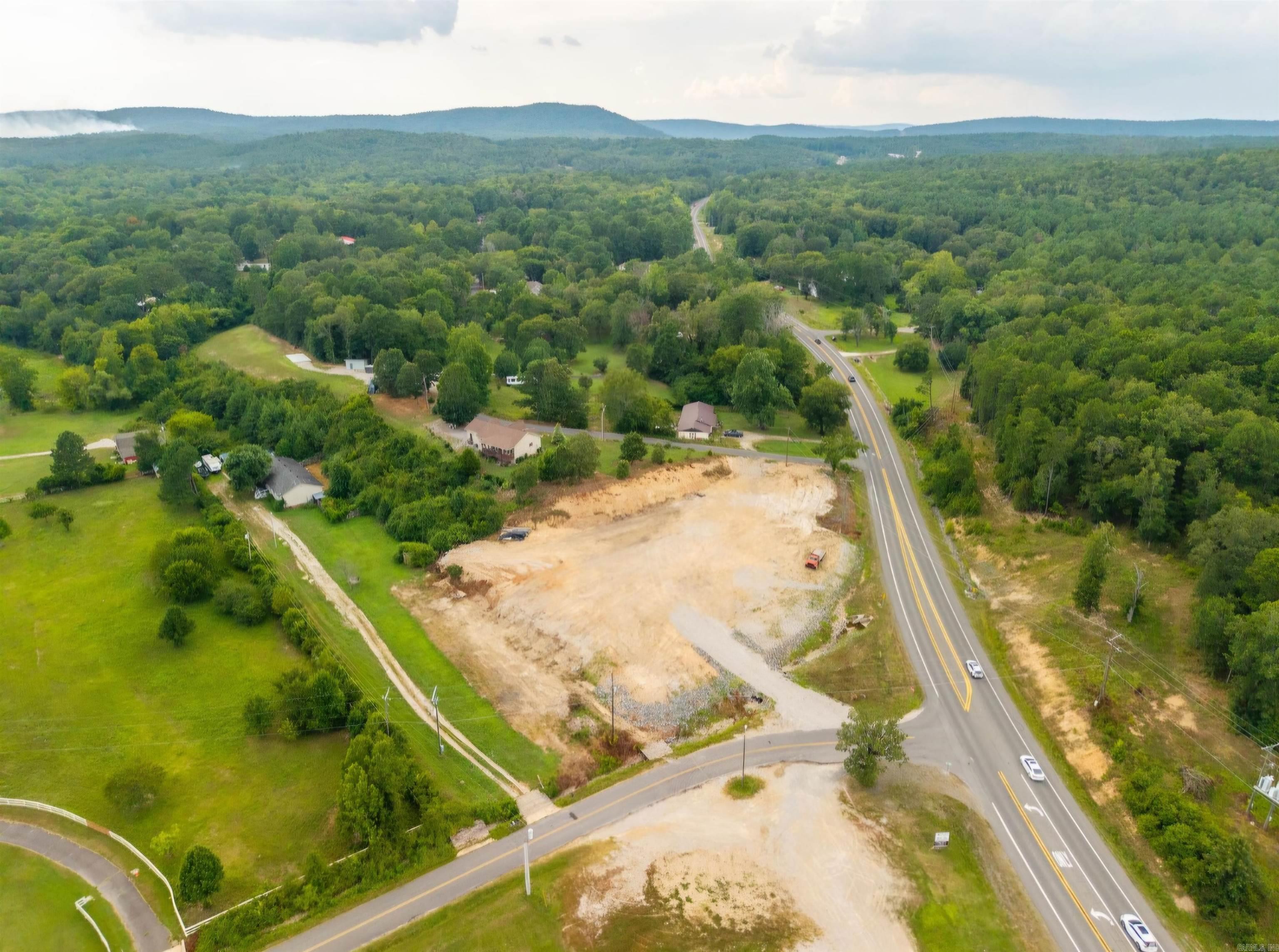 Girard - Commercial Sale