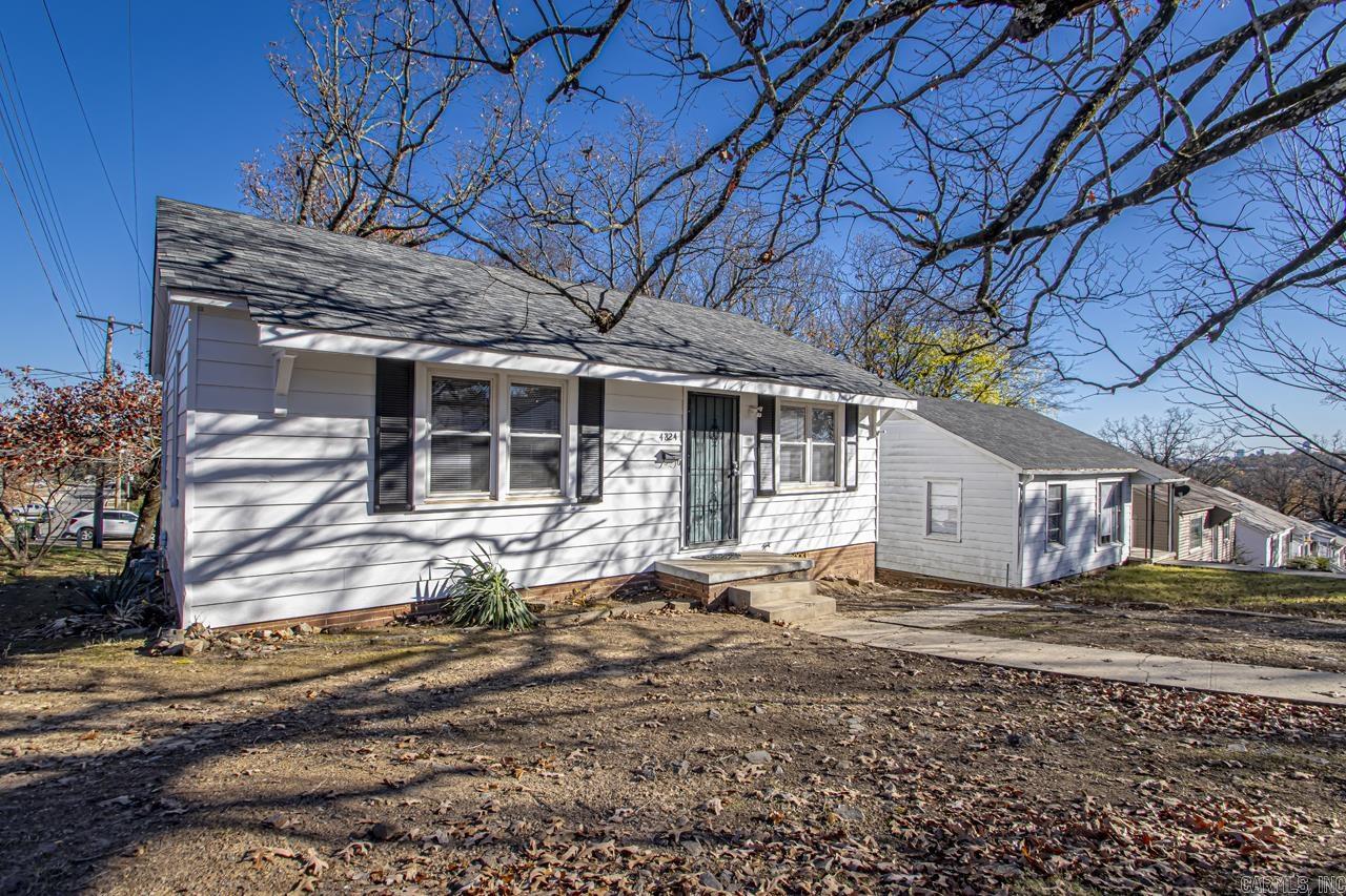 PUCKETTS C E - Residential