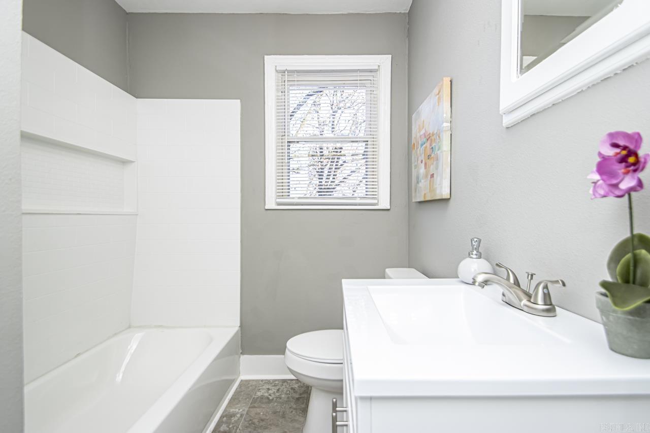 PUCKETTS C E - Residential