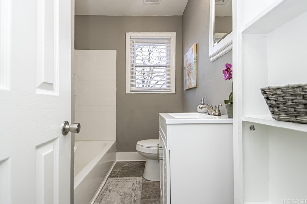 PUCKETTS C E - Residential