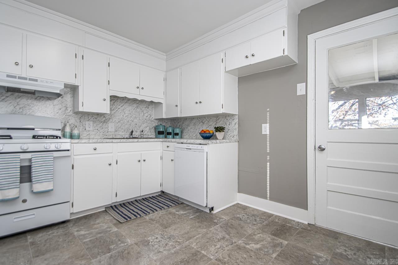 PUCKETTS C E - Residential