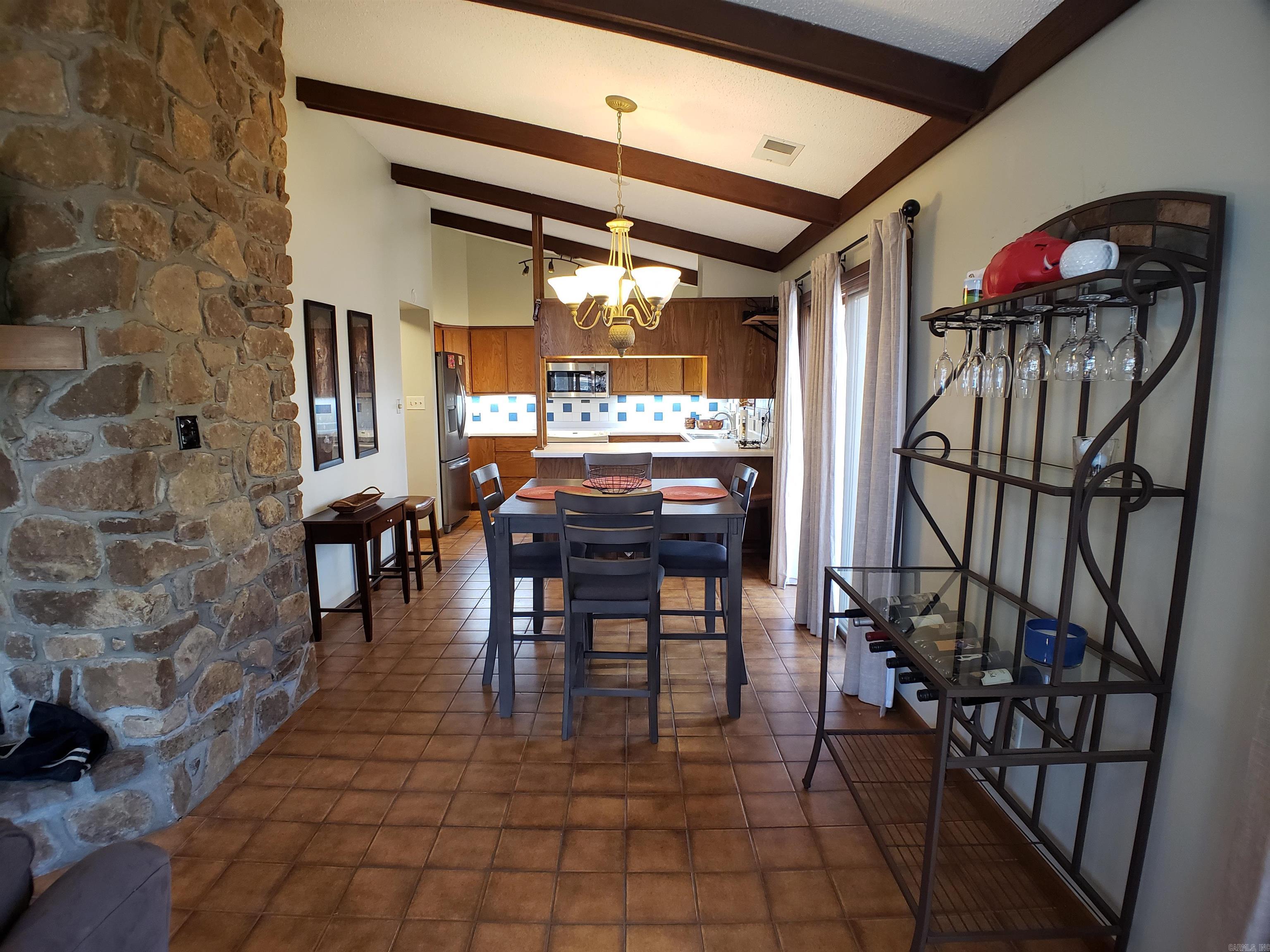 MOUNTAIN RANCH - Residential